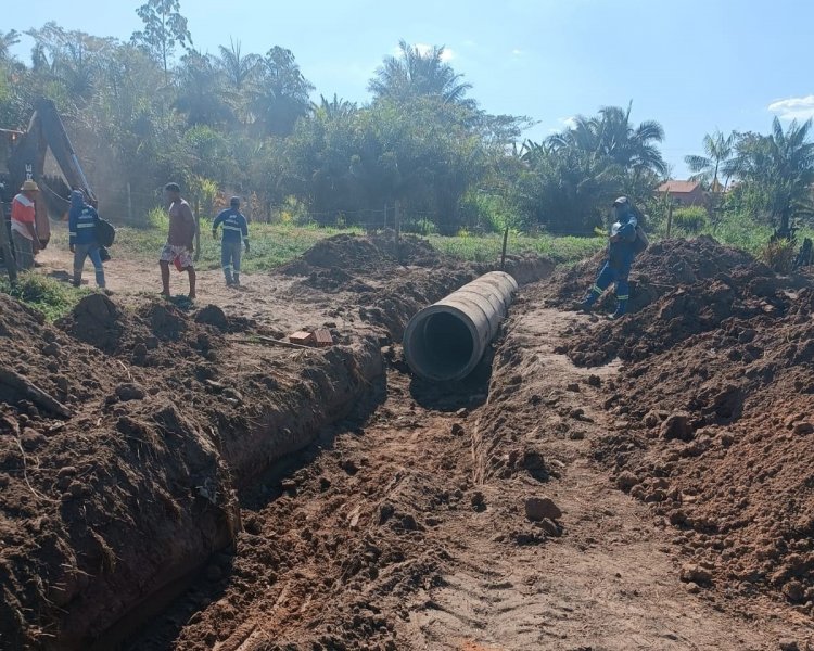 Frentes de serviço de limpeza e drenagem de Imperatriz atuam em diversos pontos