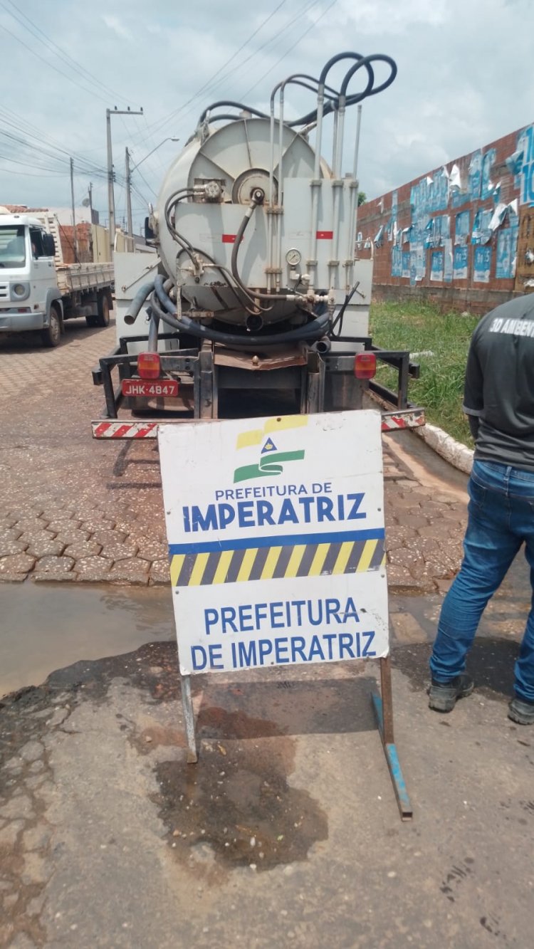 Sinfra reforça trabalho de limpeza, desobstrução e recuperação de vias em Imperatriz